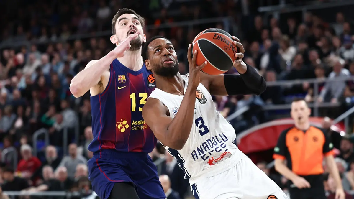 anadolu-efes-barcelona-en-378-2-41.webp
