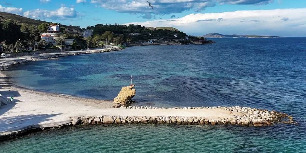 urla-gelinkaya-plaji-1.jpg
