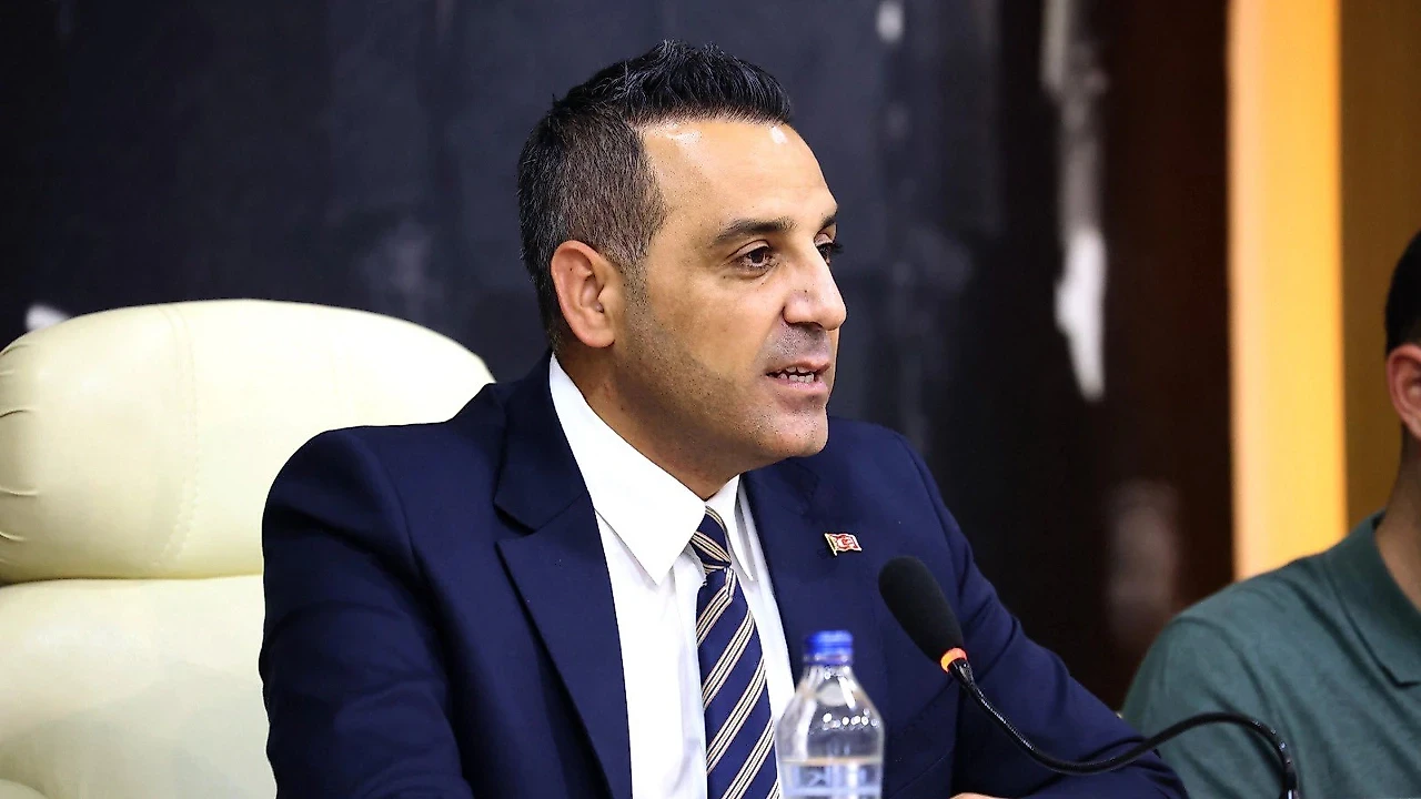 cigli-belediye-baskani-onur-emrah-yildiz-akpye-katilacak-iddiasi-fl5p.webp