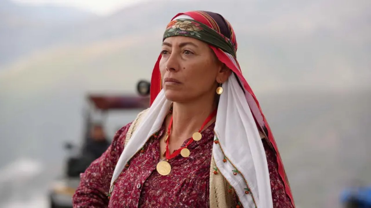 tasacak-bu-deniz-emriye-hala-kimdir-ayla-baki-hangi-dizilerde-oynadi-1820127-20261002151903.jpg