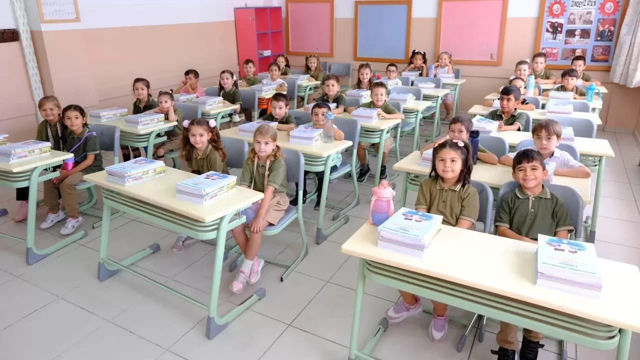 m9aq-6-ekimde-okullar-tatil-mi-6-ekim-2026-istanbulda-okullar-tatil-mi-olacak.webp