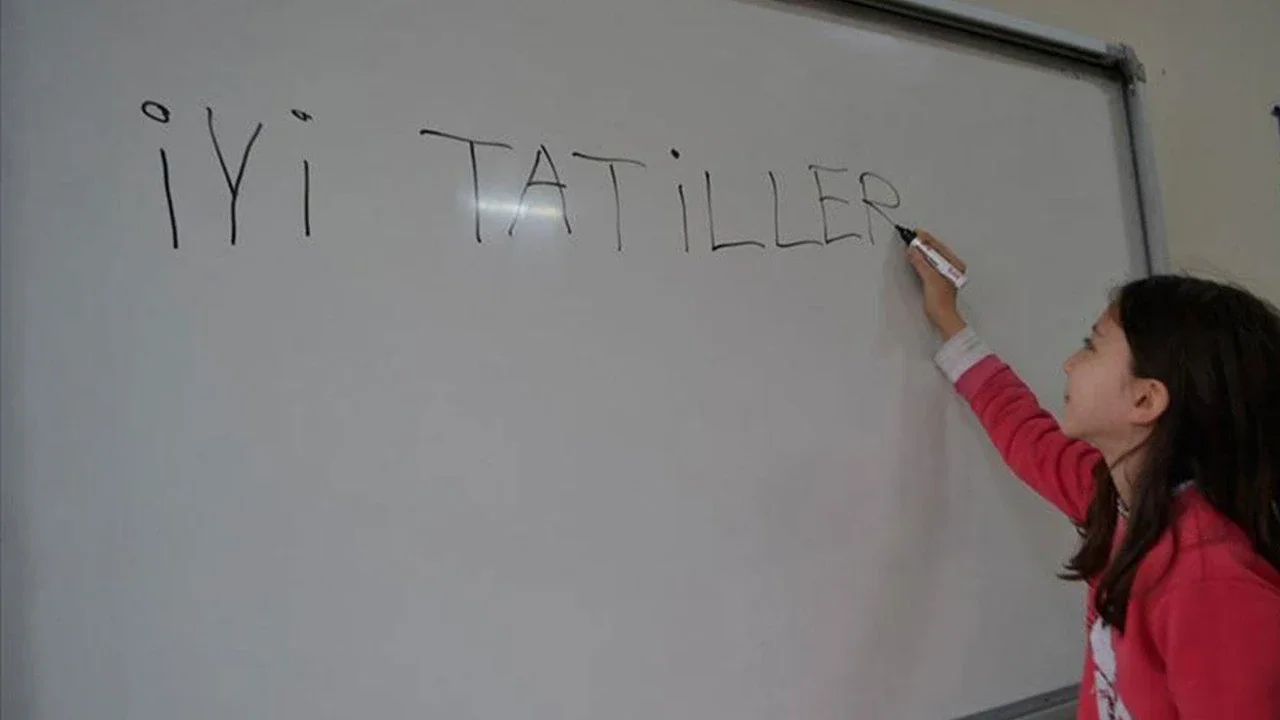 2026-kasim-ara-tatili-ne-zaman-16-20-kasim-tatil.webp