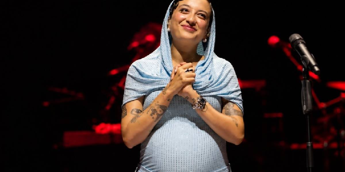 melike-sahin-dogum-yapti-1.jpg