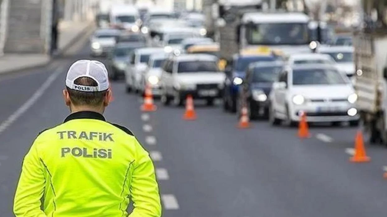 0ce72911-trafigekapaliyol.webp