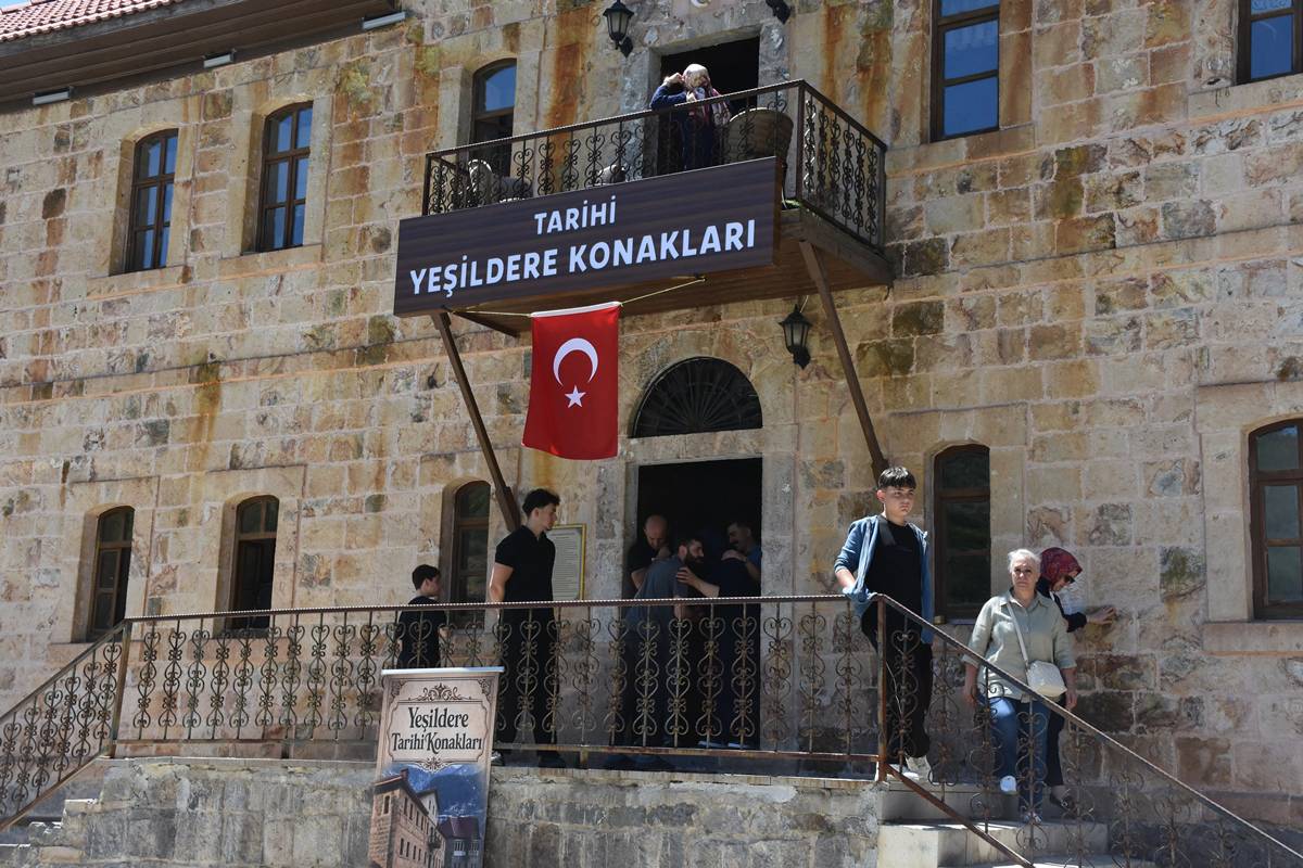 gumushane-yesildere-konagi-ziyarete-acildi-mi-giris-ucretsiz-mi-4.jpg