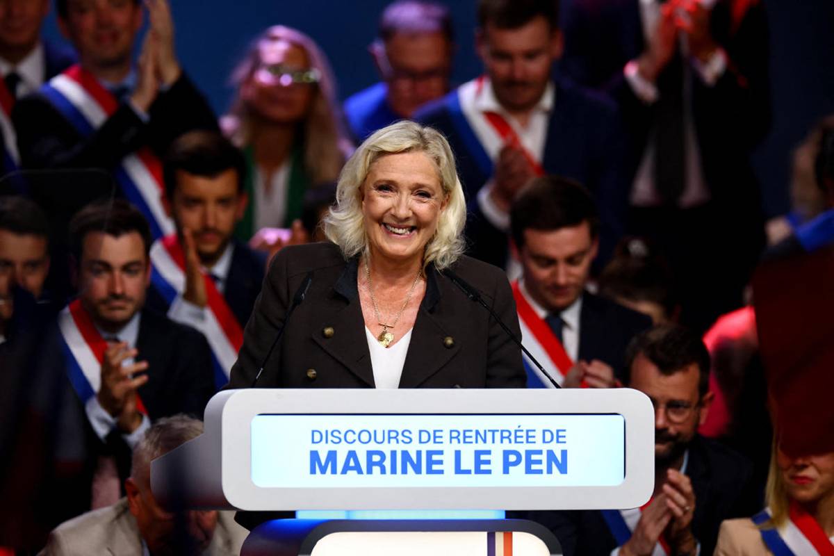 marine-le-pen-kimdir-kac-yasinda.jpg