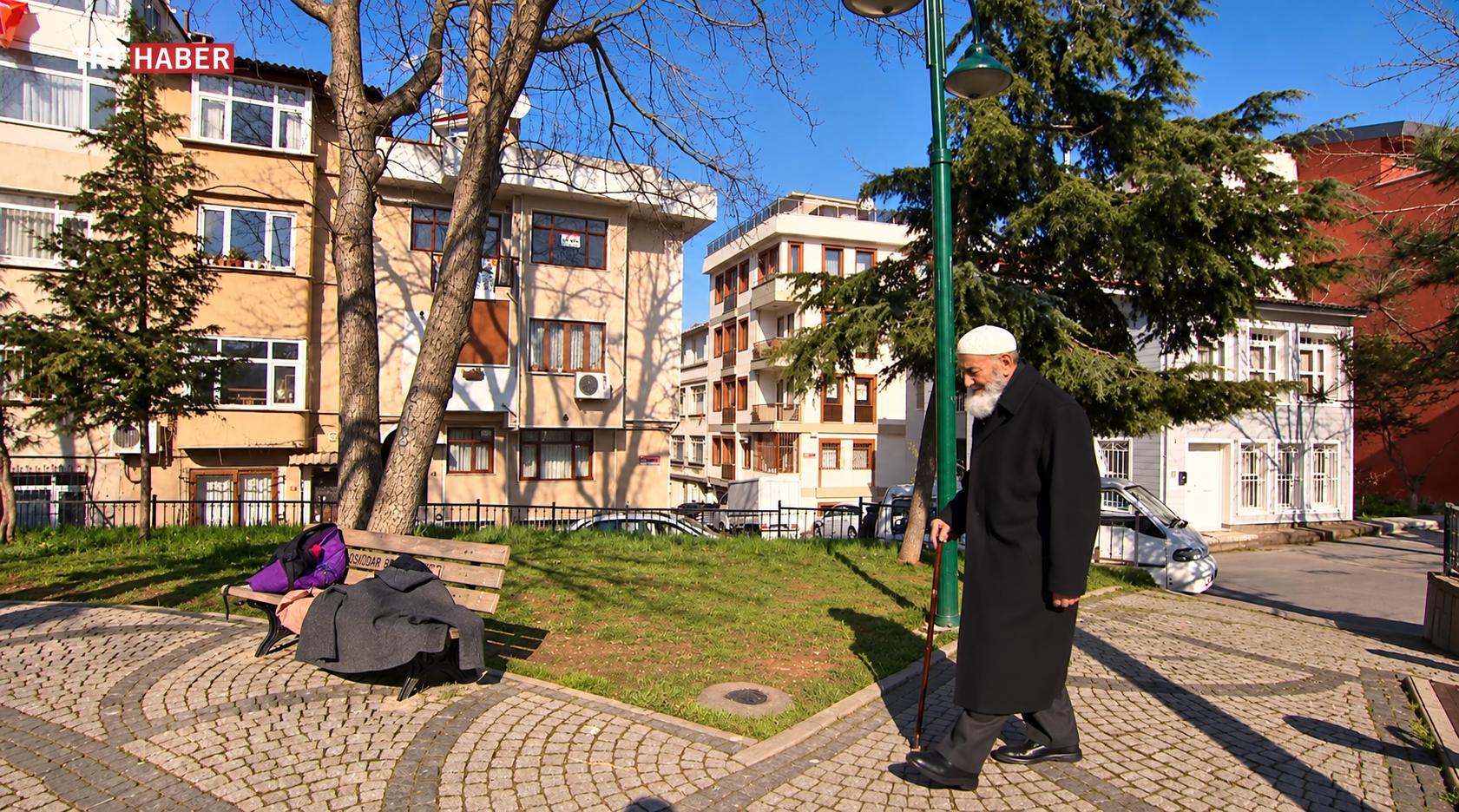 uskudar-parkinda-gundelik-bir-an.png