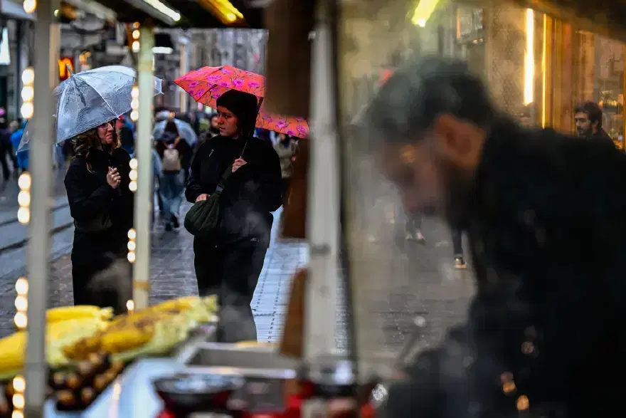 aa-20261015-42763827-42763826-istanbulda-saganak-562925-587671-770258.webp