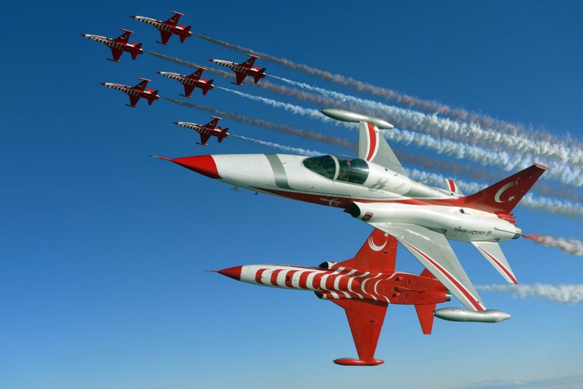 turk-yildizlari2-e1540548990879.jpg